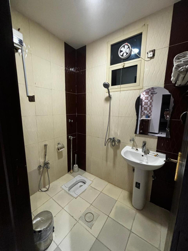 Bathroom 3, روزا للشقق المخدومة