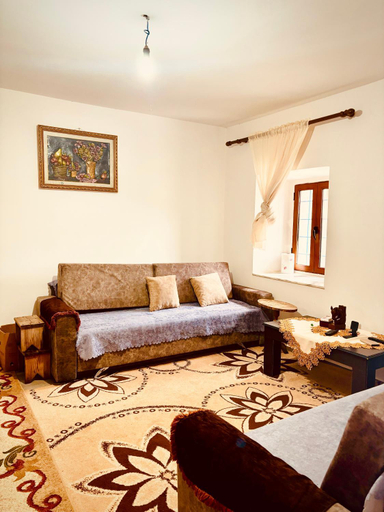 Others 5, Villa Ndoj Bukmire, Mirditës