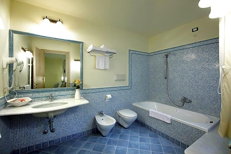 Bathroom 4, Hotel Sa Pedra, Olbia-Tempio