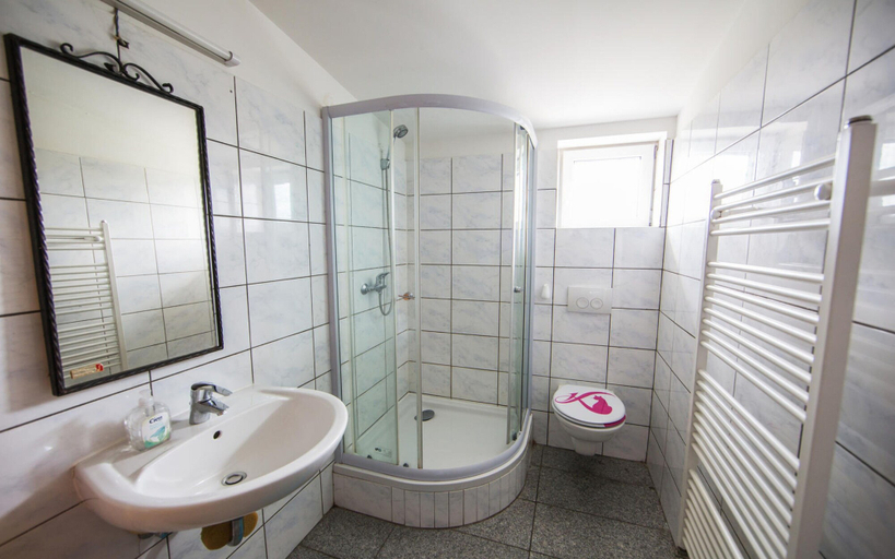 Bathroom 5, Hotel Schwan, Städteregion Aachen
