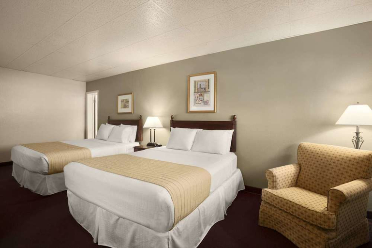 Bedroom 3, Days Inn by Wyndham Montrose, Montrose