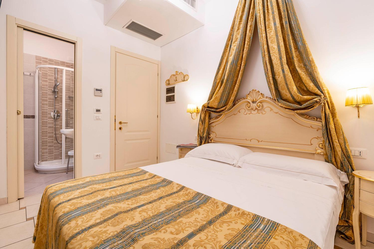 Others 5, Casa Marsilli, Venezia