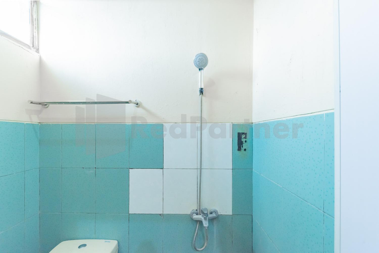 Bathroom 6