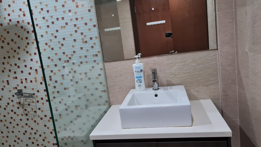 Bathroom 2, Hostel At Regalia Sky Pool, Kuala Lumpur
