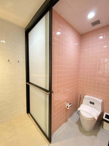 Bathroom 15