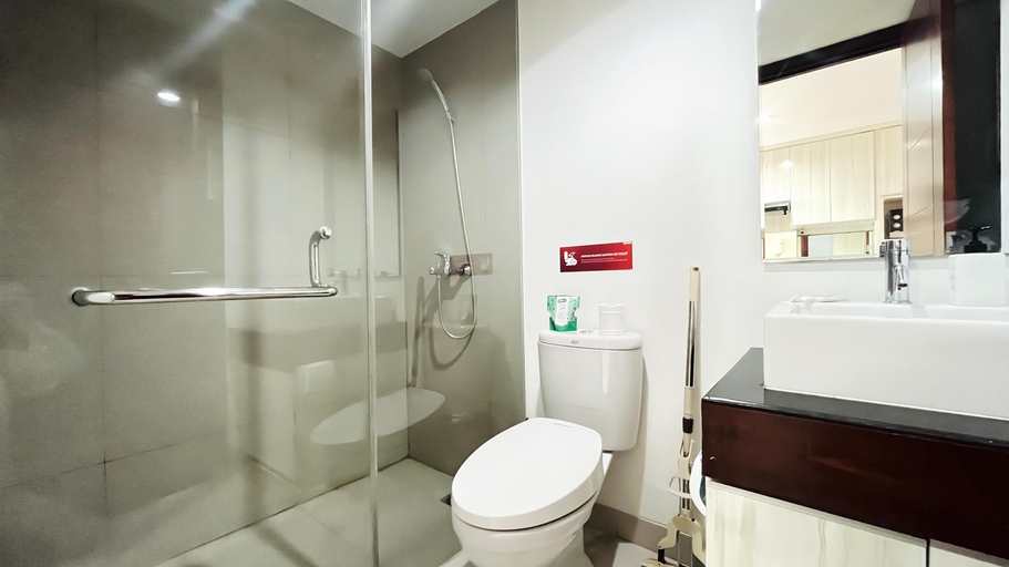 Bathroom 23