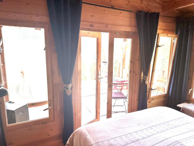 Others 2, Chalet Chevreuil avec piscine privee, Alpes-Maritimes