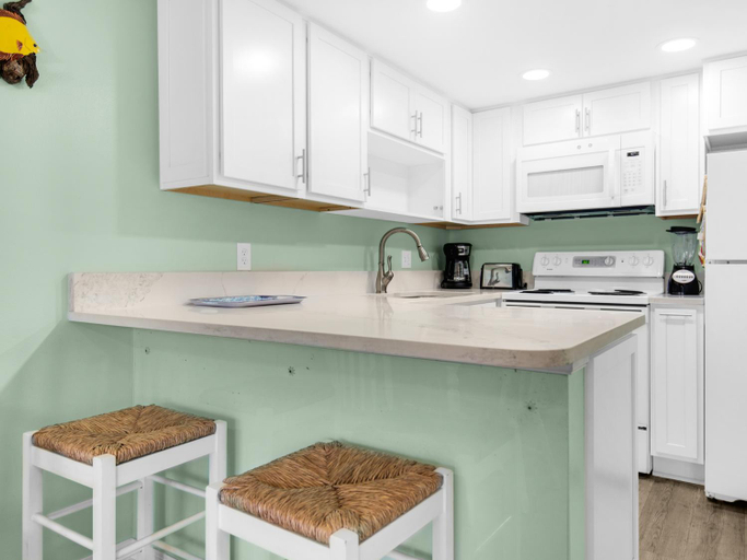 Others 5, Summer Breeze Condominium 211 by Newman-Dailey, Walton