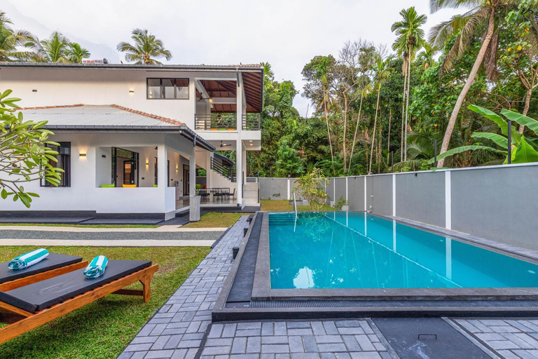 Sport & Beauty 2, Villa Family Tree, Hikkaduwa