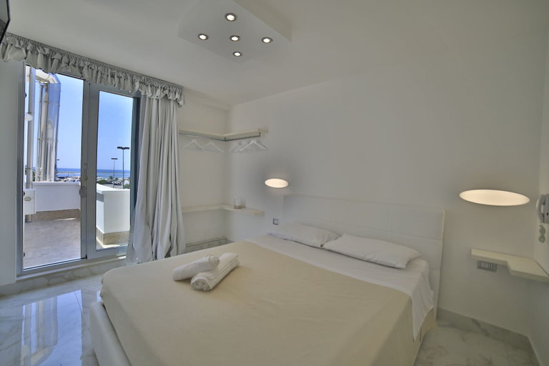 Bedroom 5, Riviera Luxury Rooms, Lecce