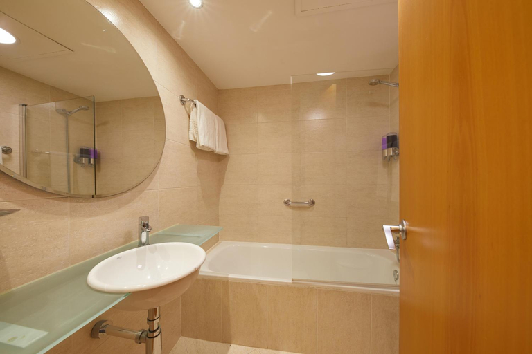 Bathroom 4, Sercotel Hotel Zurbaran, Baleares