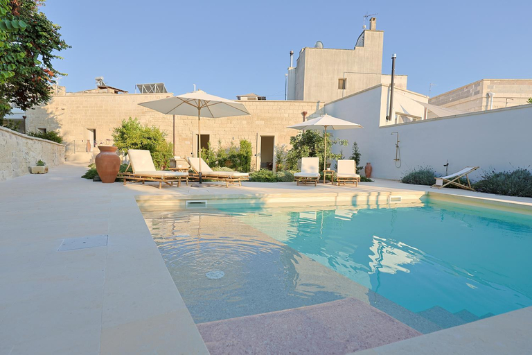 Sport & Beauty 2, DON GEROLAMO Dimora Storica con piscina, Lecce