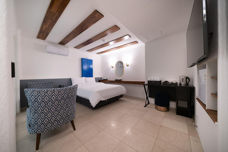 Bedroom 2, Samsung LaM, Gangnam