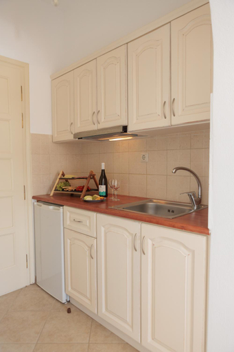 Others 2, Maria's Rooms & Studios, South Aegean