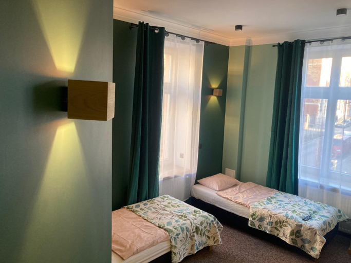 Others 5, Apartamenty PRZY FONTANNIE, Zielona