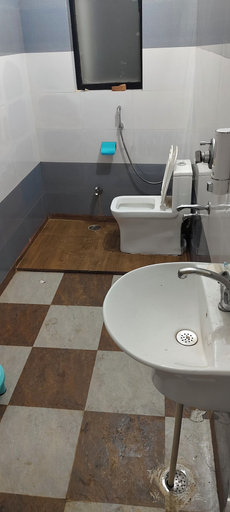 Bathroom 3, Birchwood Homestay, Nainital