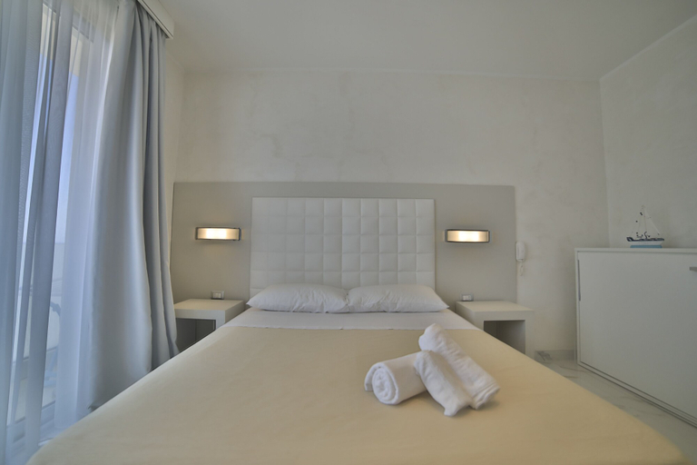 Bedroom 2, Riviera Luxury Rooms, Lecce