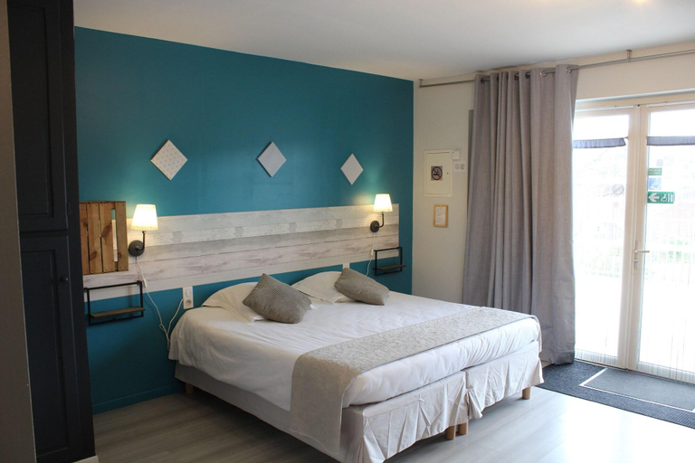 Bedroom 3, Logis Hotel la Peyrade, Lot