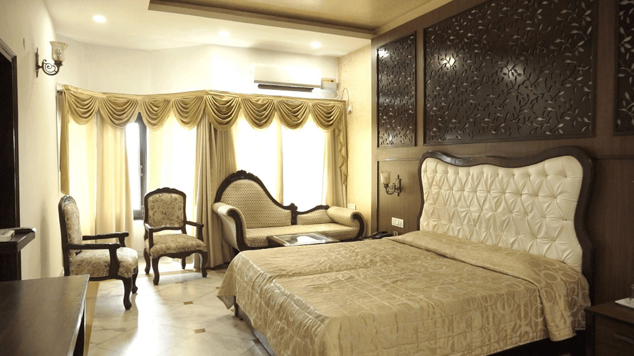 Bedroom 2, Yadavindra Gardens, Panchkula