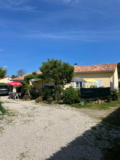 Exterior 14