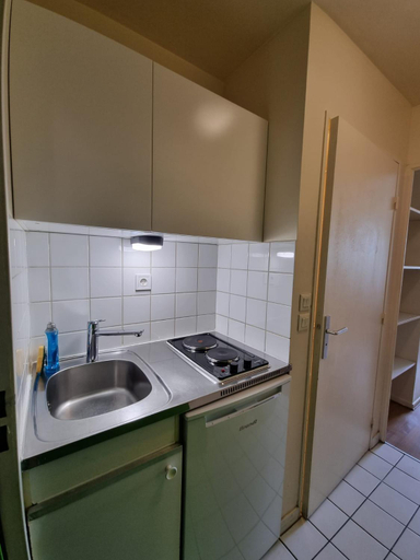 Others 4, Residence Erasmus, Hauts-de-Seine