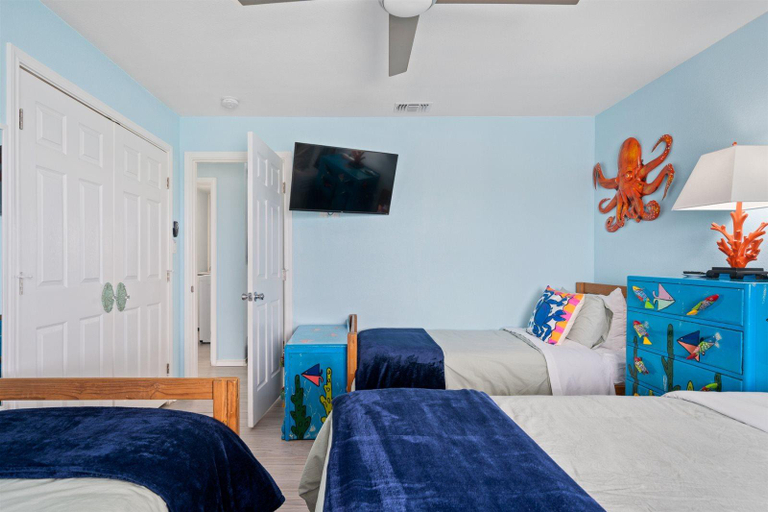 Bedroom 2, Moon Mirror Bay, Aransas
