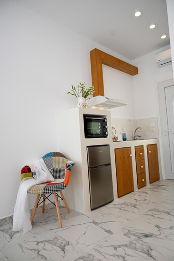 Others 4, Platanos Apartments, South Aegean