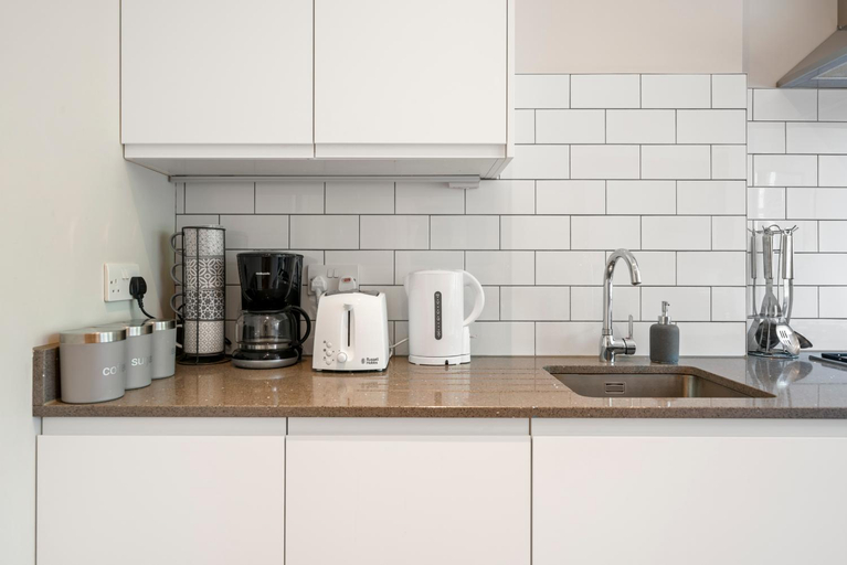 Others 2, Comfortable Apartments in Shoreditch High Street, London