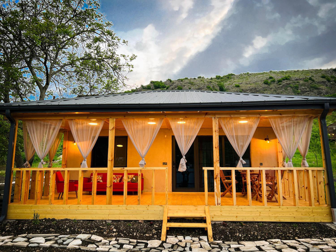 Others 5, Teo's Cottages, Dedoplis Tskaro