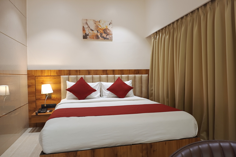 Bedroom 3, Madhav Residency, Kalyan, Mumbai By Zuzu, Thane