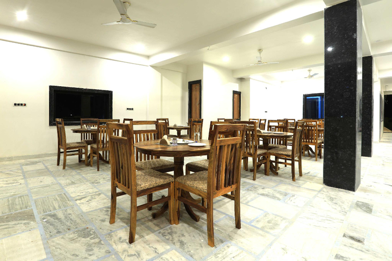 Food & Drinks 5, Golden Signature, Jaisalmer