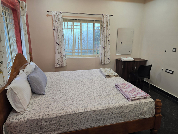 Bedroom 3, Lakshmi Villa, Bellary