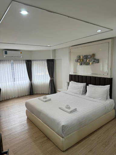 Bedroom 26