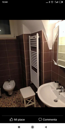 Bathroom 3, Porta San Michele, Bari