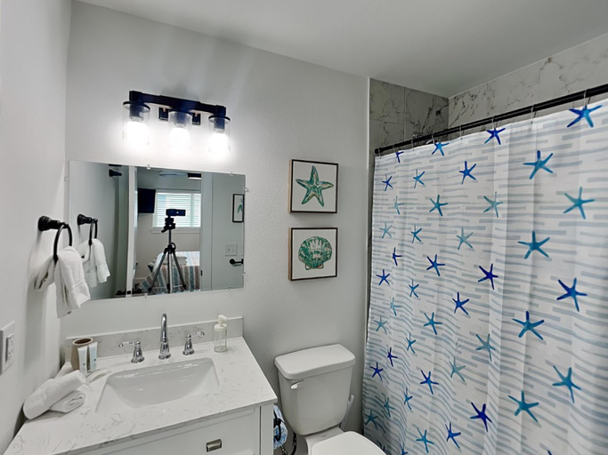 Bathroom 3, Living the Beach Life, Nueces