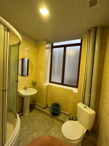 Bathroom 4, Diligence Hotel & restaurant