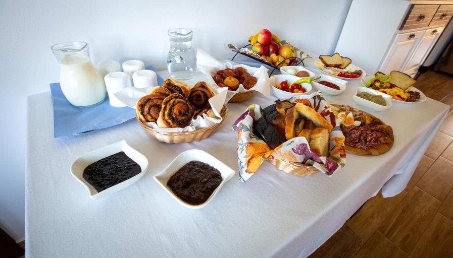 Food & Drinks 2, Dor de Maramu', Ieud