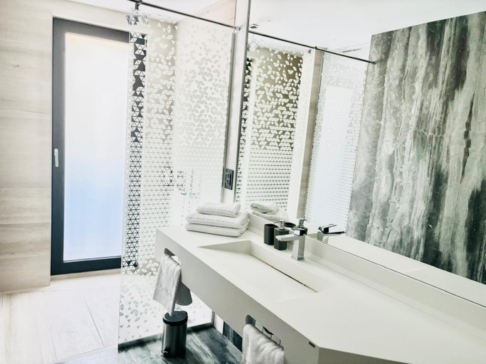 Bathroom 4, CM111Apparthotel, Municipiul Bucuresti