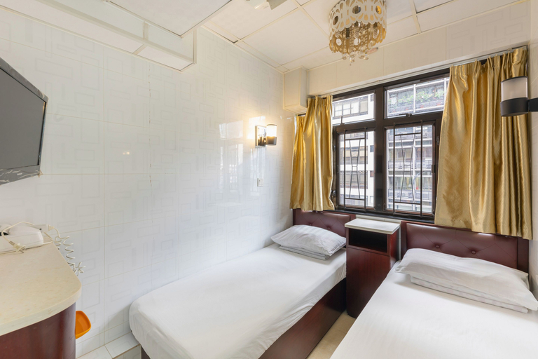 Bedroom 2, Capital Guest House, Kowloon