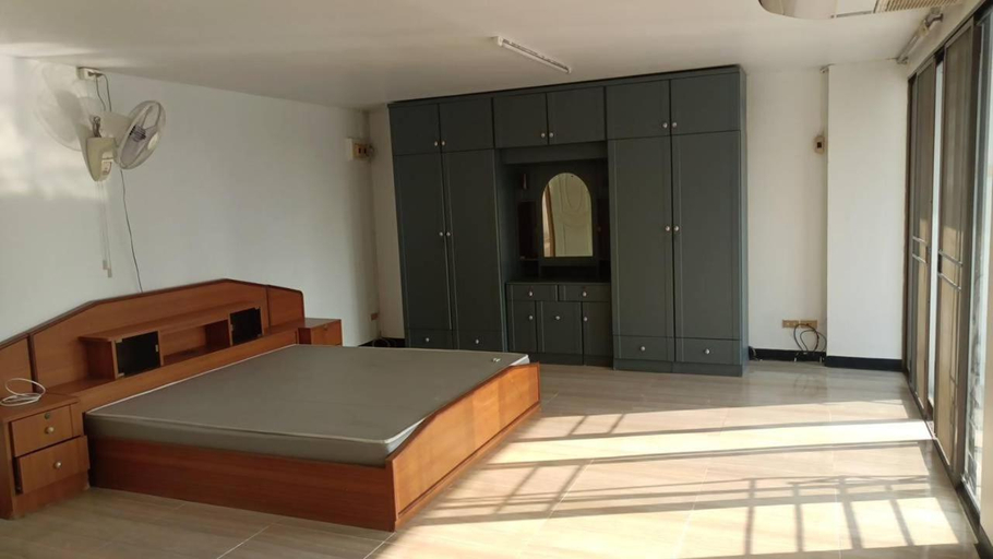 Bedroom 2, Sathitsit Mansion, Suan Luang