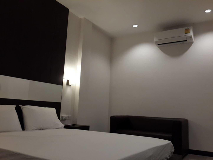Bedroom 5, The Room 24 Resort, Khlong Luang