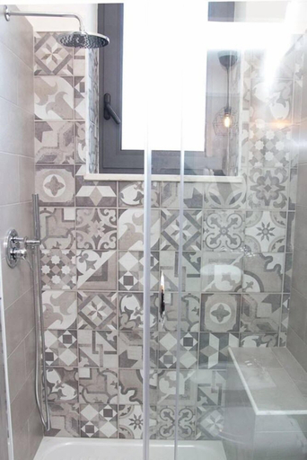 Bathroom 5, B&B Miseno23, Napoli
