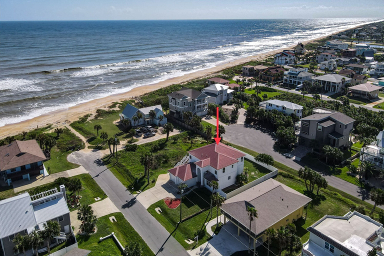 Room 2, Ocean View Paradise - Steps Away From the Beach, Flagler