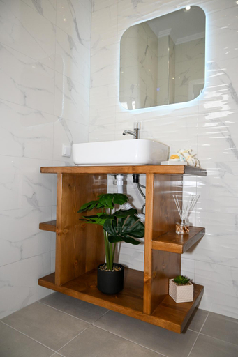 Bathroom 2, Platanos Apartments, South Aegean