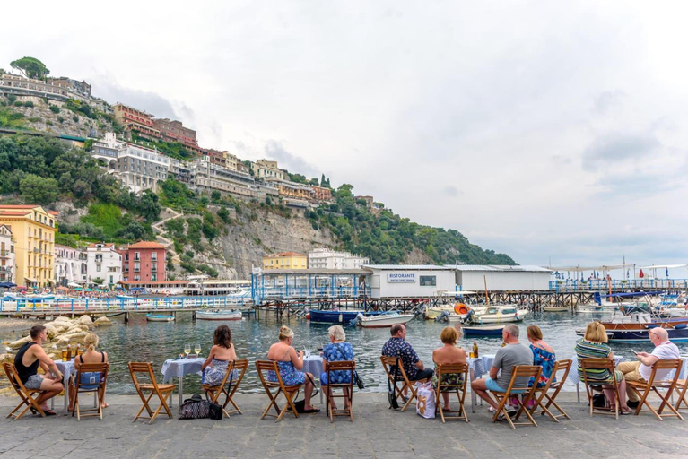 Exterior & Views 2, Caruso Sea View, Napoli