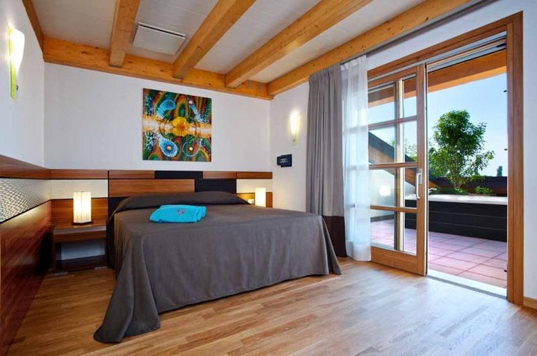 Bedroom 3, Green Village Eco Resort, Udine