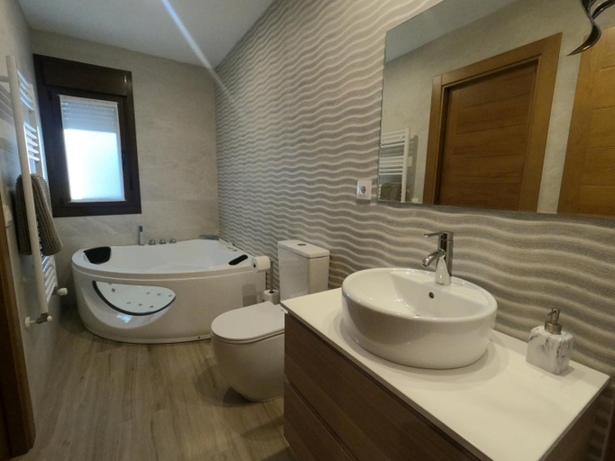 Others 5, Apartamentos Sierra y Mar Aldealengua de Pedraza, Segovia