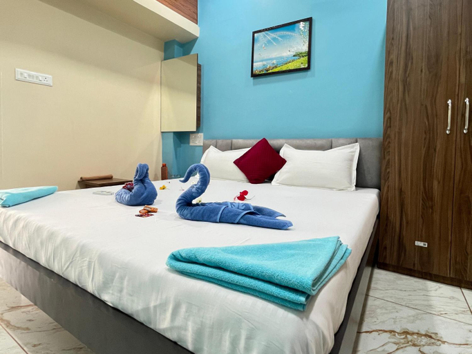 Bedroom 2, Jai Swaminarayan homestay , Narmada