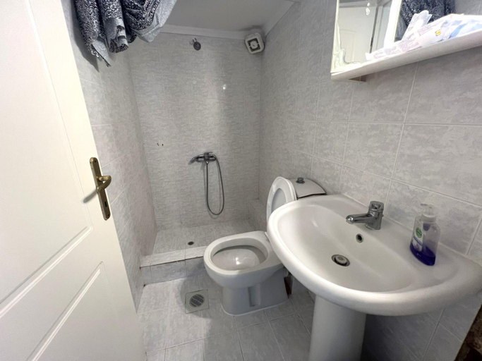 Bathroom 2, Elia House, Central Macedonia