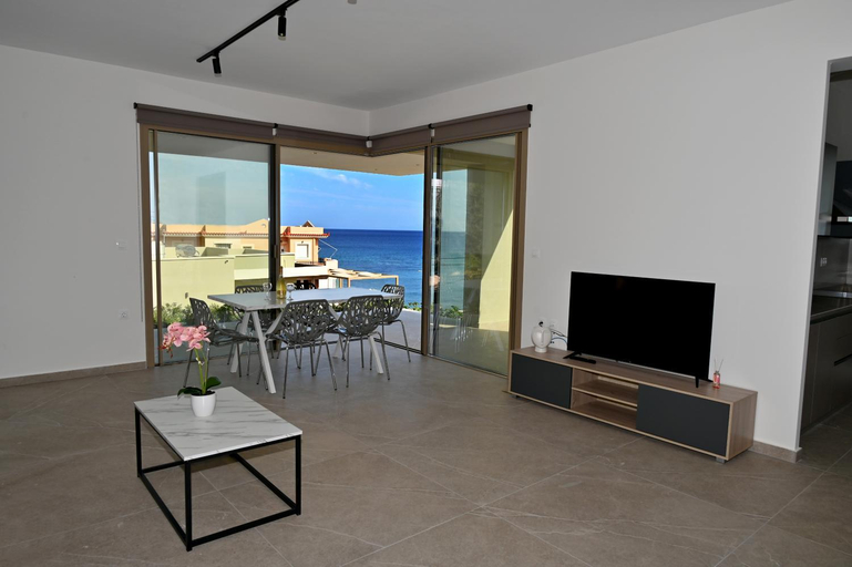 Others 4, Koumpis Residences, North Aegean
